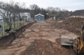 Pozemky určené k výstavbě rodinných domů mezi ulicí Komenského a Hornoveskou ve Fryštáku photo